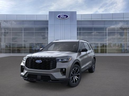 New 2026 Ford Explorer ST-Line RWD image 2
