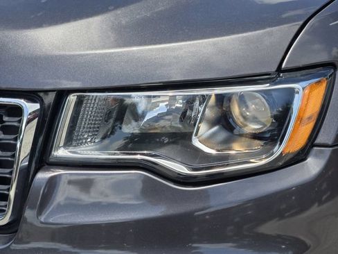 Used 2019 Jeep Grand Cherokee Limited RWD image 7