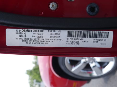 Used 2011 Dodge Challenger RWD image 30
