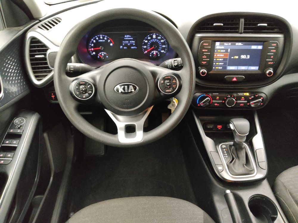 Used 2020 Kia Soul S FWD image 22