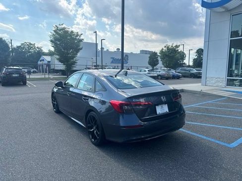 Used 2023 Honda Civic Sport image 6
