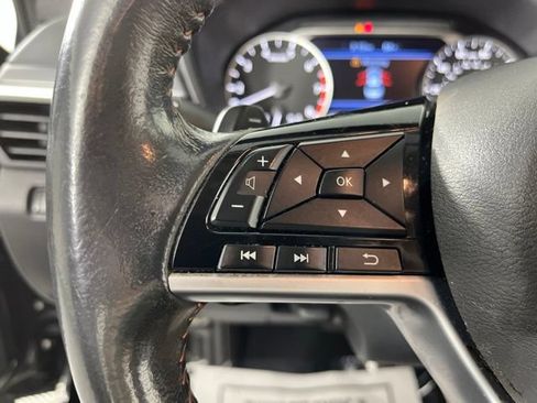 Used 2023 Nissan Altima 2.5 SR FWD image 23