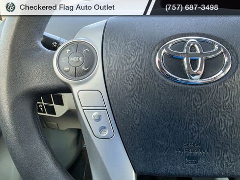 Used 2012 Toyota Prius Two FWD image 13