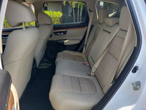 Used 2020 Honda CR-V Touring image 17