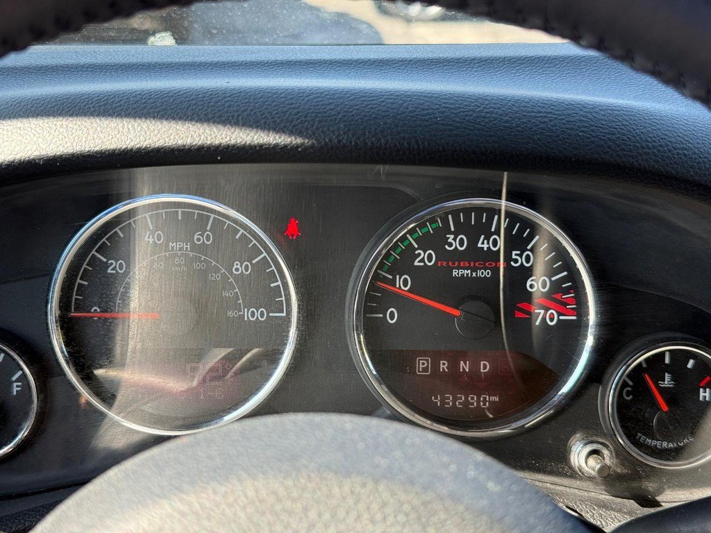 Used 2017 Jeep Wrangler Rubicon AWD/4WD image 15