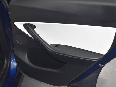 Used 2020 Tesla Model Y Long Range AWD/4WD image 19