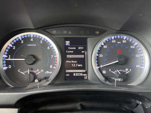 Used 2017 Toyota Highlander Plus image 34