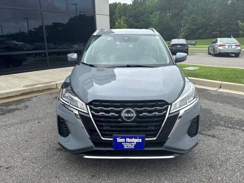 Used 2024 Nissan Kicks SV FWD image 4