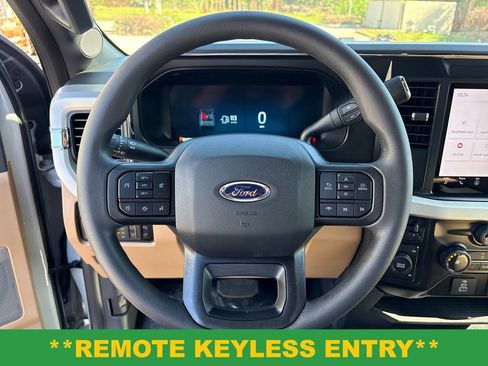 New 2026 Ford F250 XLT w/ XLT Premium Package AWD/4WD image 16