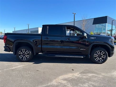 Used 2023 GMC Sierra 1500 AT4 w/ Technology Package image 15