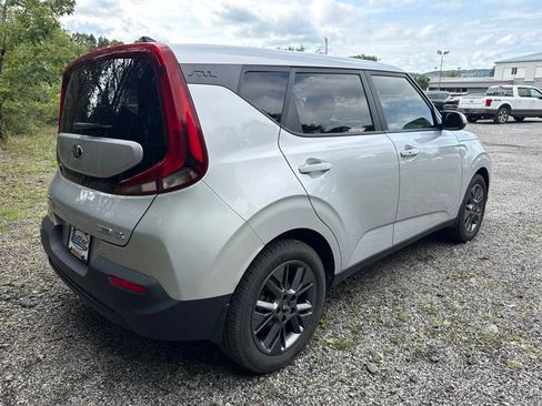 Used 2020 Kia Soul EX FWD image 7