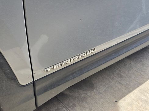 Used 2020 GMC Terrain SLT w/ Preferred Package AWD/4WD image 6