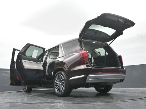 Used 2024 Hyundai Palisade Calligraphy image 54