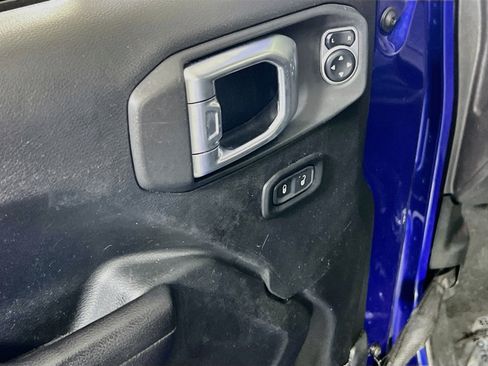 Used 2018 Jeep Wrangler Unlimited Sport S AWD/4WD image 17