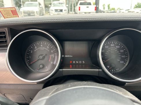 Used 2018 Ford Mustang Premium RWD image 9