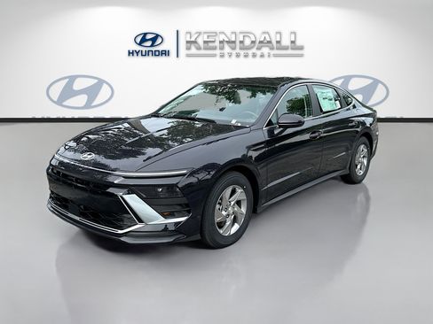 New 2026 Hyundai Sonata SE FWD image 3