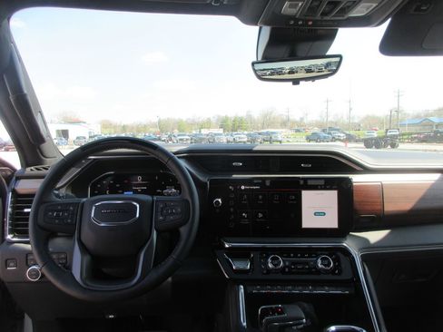 New 2026 GMC Sierra 1500 Denali Ultimate image 17