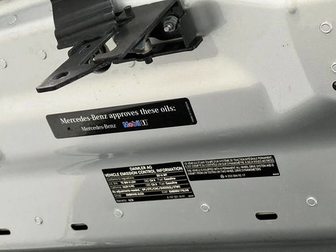 Used 2014 Mercedes-Benz S 63 AMG 4MATIC Sedan image 40