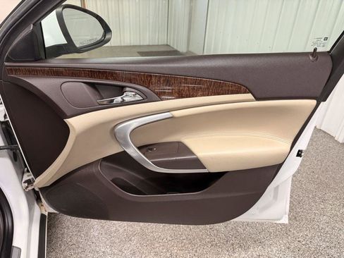 Used 2013 Buick Regal Premium FWD image 34