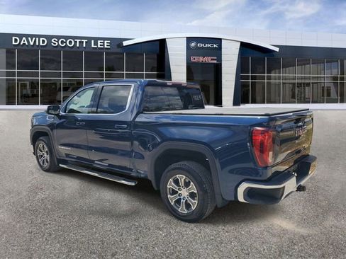 Used 2023 GMC Sierra 1500 SLE image 3