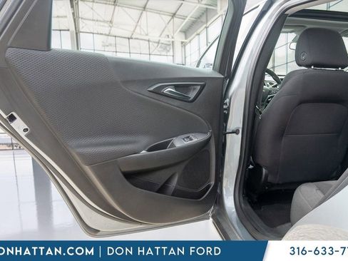 Used 2024 Chevrolet Malibu LT FWD image 22