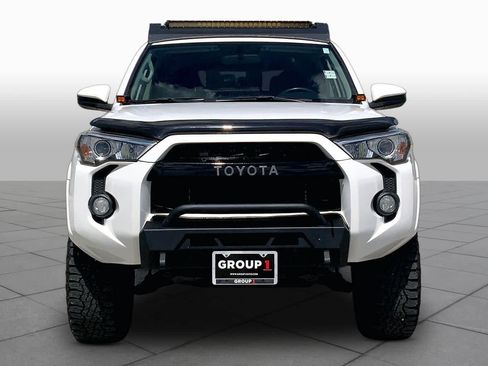 Used 2018 Toyota 4Runner SR5 RWD image 4