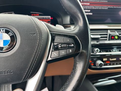 Used 2022 BMW 530i w/ Convenience Package image 22