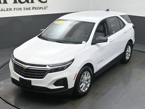 Used 2023 Chevrolet Equinox LS w/ LS Convenience Package FWD image 45