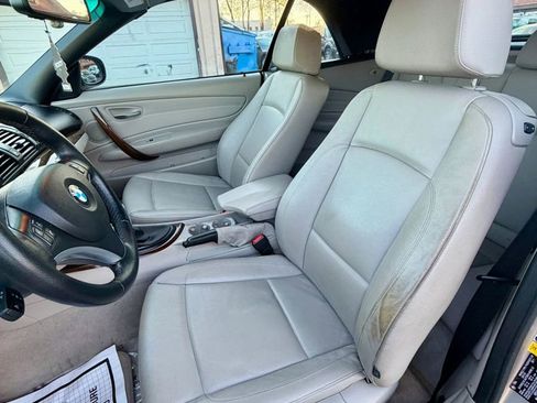 Used 2012 BMW 128i Convertible image 21