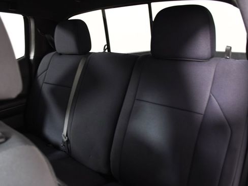 Used 2019 Toyota Tacoma TRD Off-Road AWD/4WD image 28