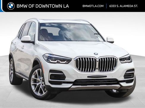 Used 2023 BMW X5 sDrive40i w/ Parking Assistance Package RWD image 1