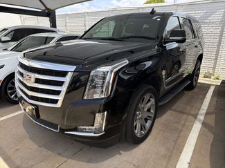 Used 2018 Cadillac Escalade Luxury RWD video 1