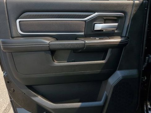 Certified 2025 RAM 2500 Big Horn AWD/4WD image 17