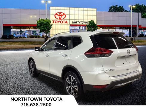Used 2020 Nissan Rogue AWD image 3