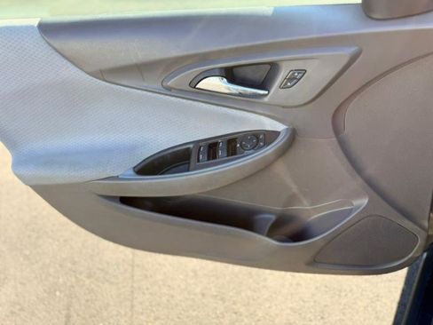 Used 2020 Chevrolet Malibu LS FWD image 14