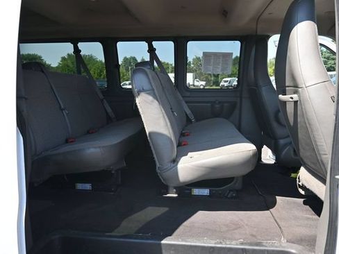 Used 2024 Chevrolet Express 3500 LT w/ LT Preferred Equipment Group RWD image 17