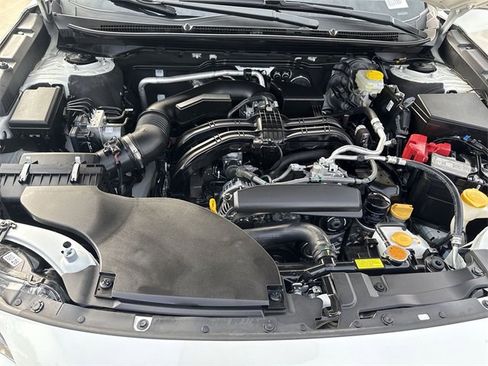 Used 2025 Subaru Outback Limited image 21