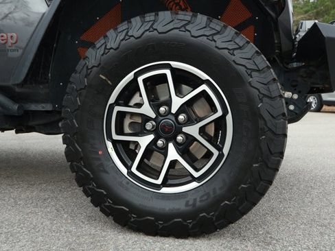 Used 2023 Jeep Gladiator Mojave w/ Trailer Tow Package image 5