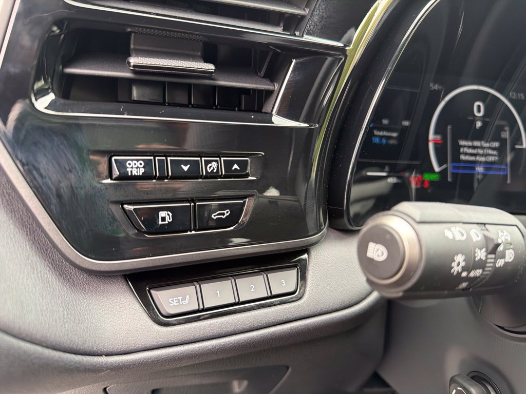 Certified 2026 Lexus TX 500h AWD w/ Technology Package image 27