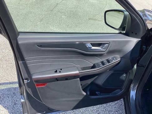 New 2025 Ford Escape ST-Line w/ Equipment Group 301A image 23