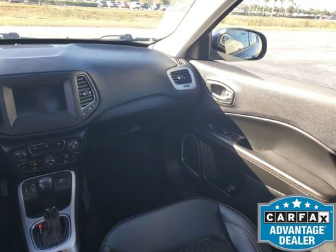 Used 2021 Jeep Compass Latitude w/ Sun and Sound Group image 12