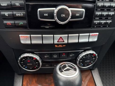 Used 2014 Mercedes-Benz C 250 Sedan image 27