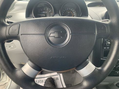 Used 2005 Chevrolet Aveo LS image 16
