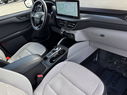 Used 2024 Ford Escape Active w/ Tech Pack #1 FWD image 18