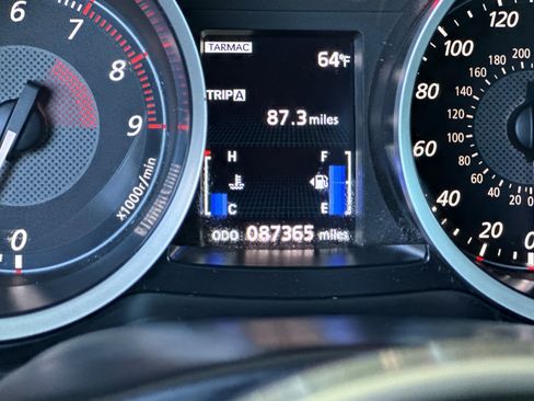 Used 2010 Mitsubishi Lancer Evolution GSR image 23