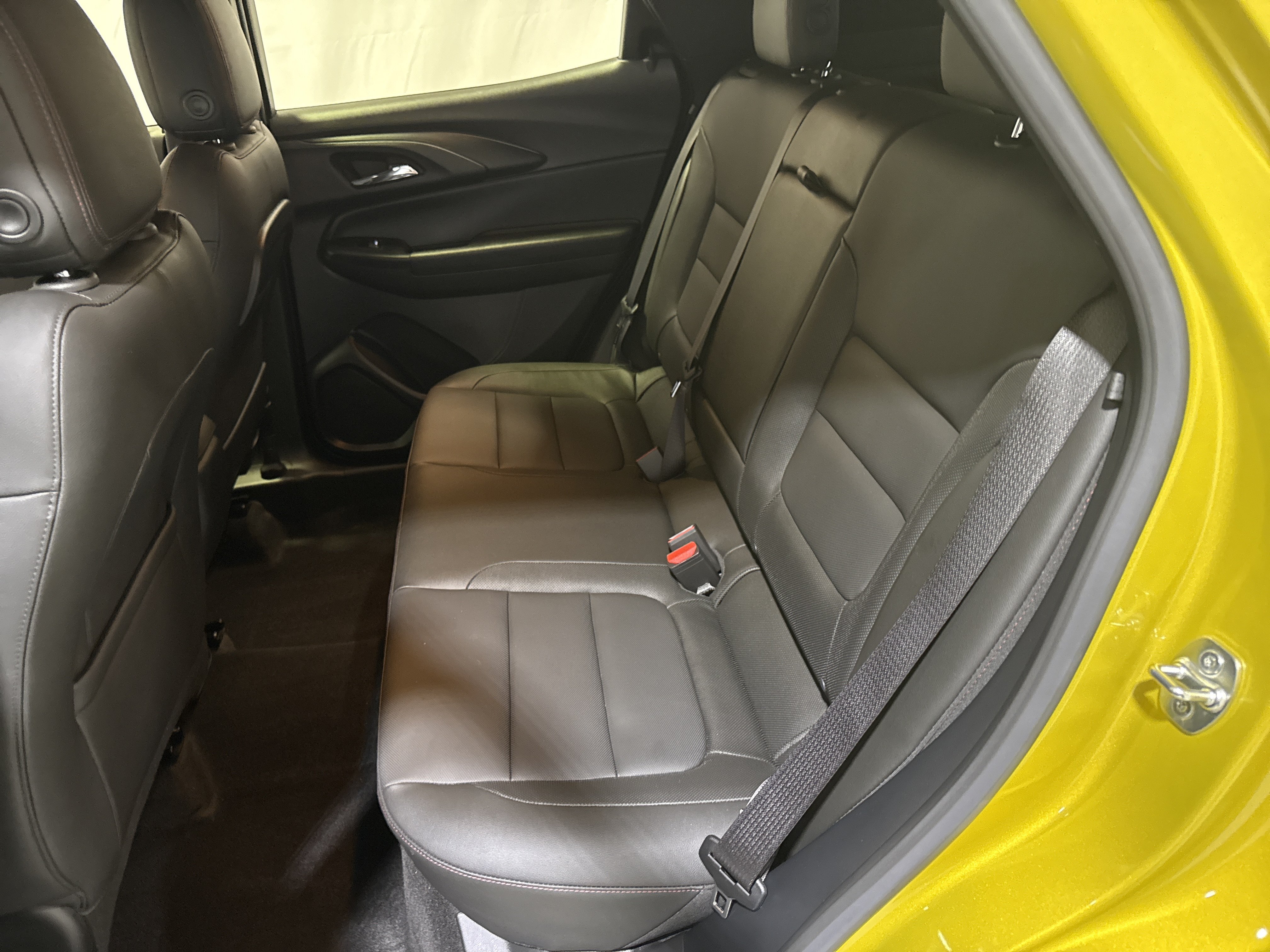 Used 2024 Chevrolet TrailBlazer RS w/ Convenience Package AWD/4WD image 17