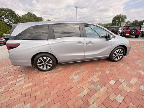 Certified 2025 Honda Odyssey EX-L image 36