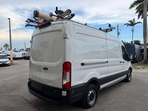 Used 2018 Ford Transit 250 148 Medium Roof RWD image 5