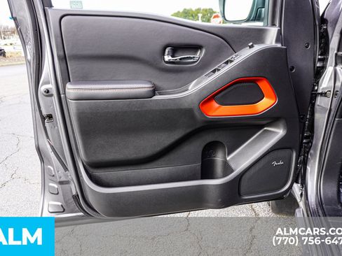 Used 2025 Nissan Frontier PRO-4X w/ Pro Convenience Package image 51