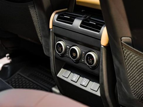 New 2026 Land Rover Defender 110 V8 AWD/4WD image 48